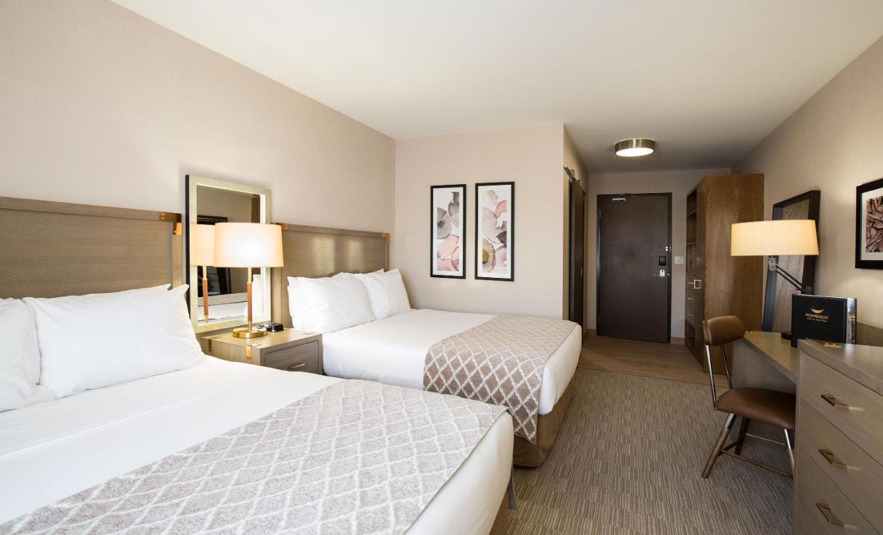Pomeroy Inn & Suites Prince George Exteriör bild
