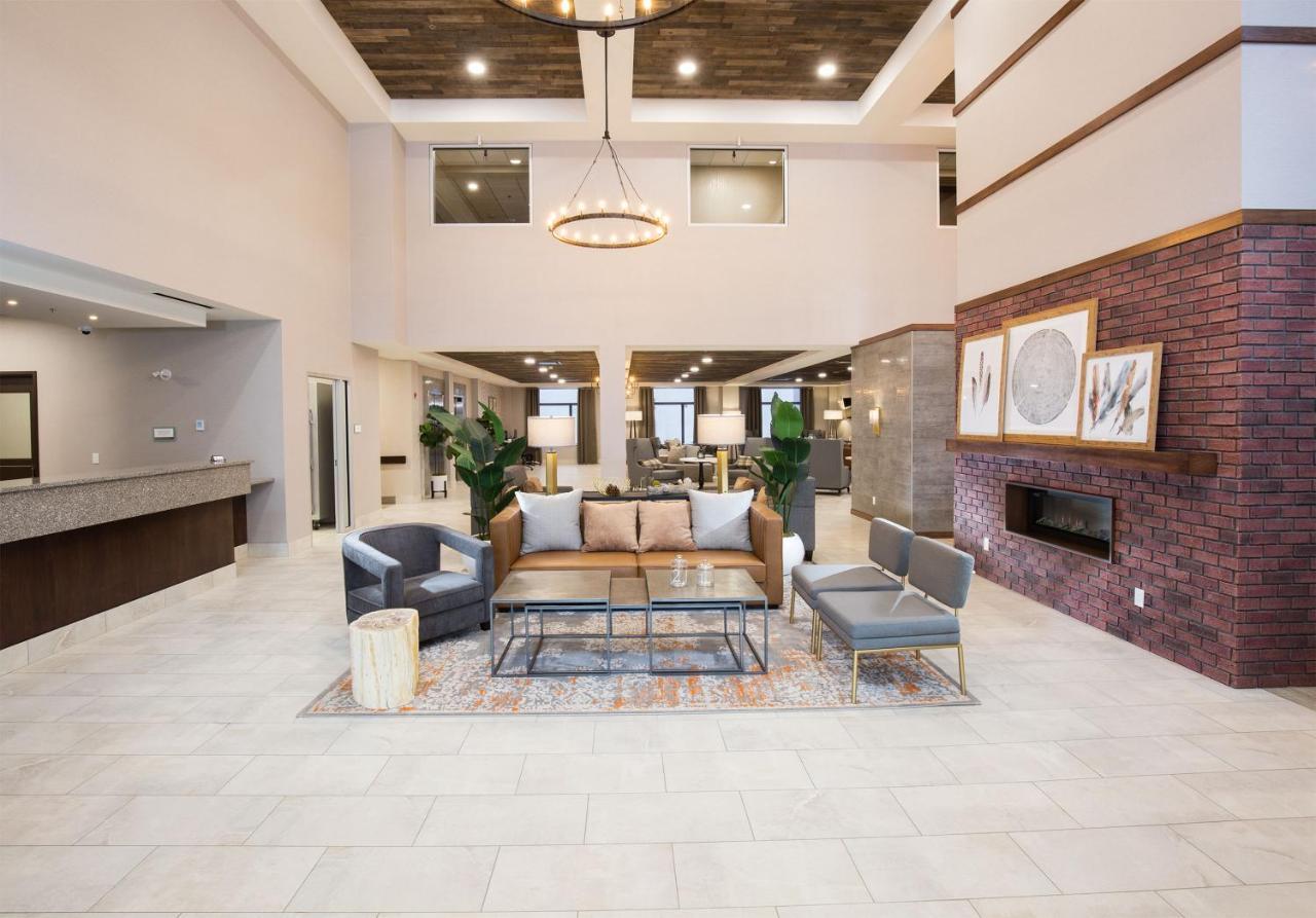 Pomeroy Inn & Suites Prince George Exteriör bild