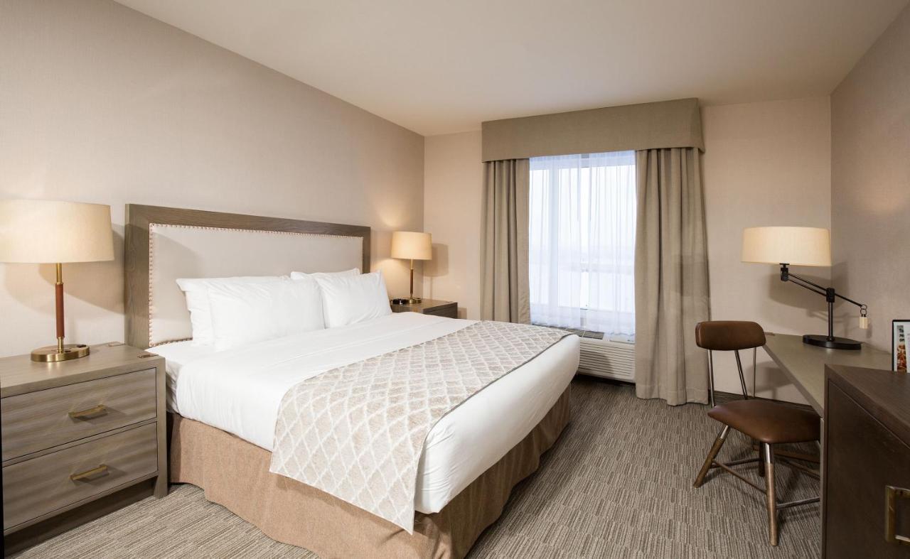 Pomeroy Inn & Suites Prince George Exteriör bild