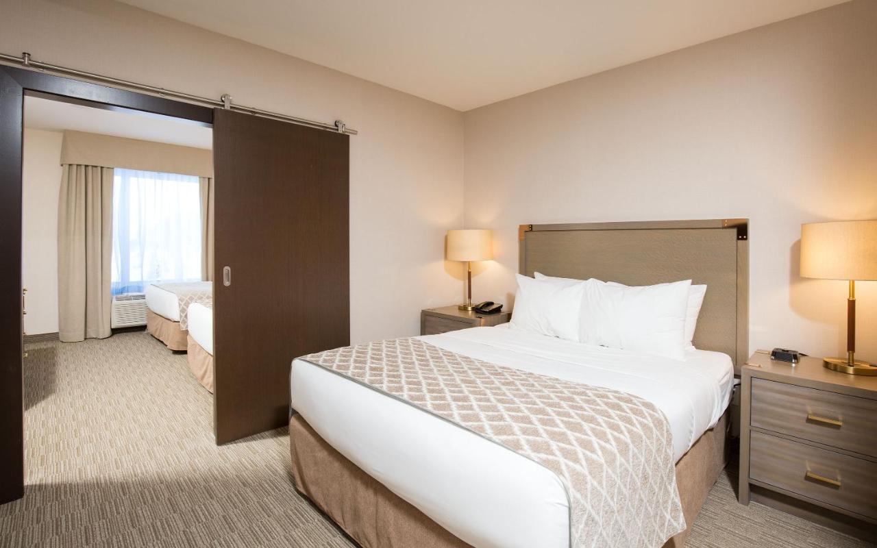 Pomeroy Inn & Suites Prince George Exteriör bild