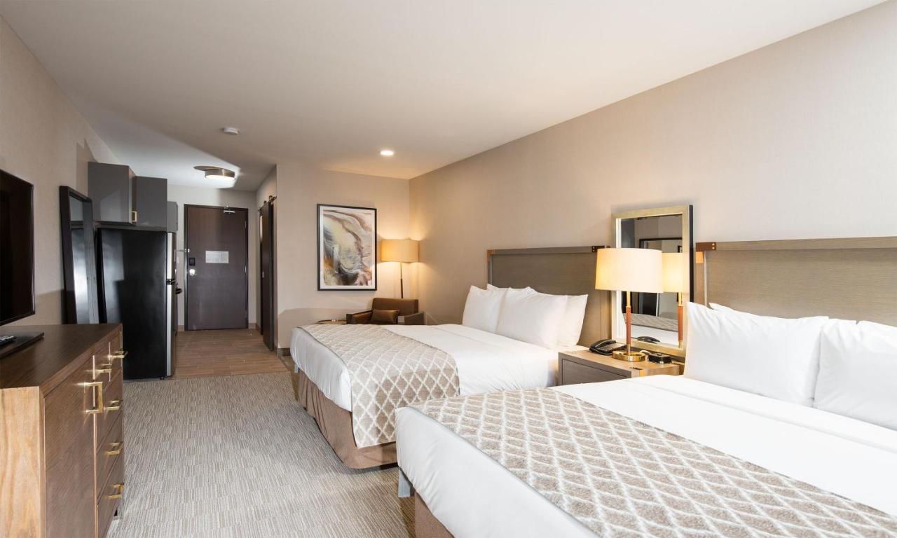 Pomeroy Inn & Suites Prince George Exteriör bild