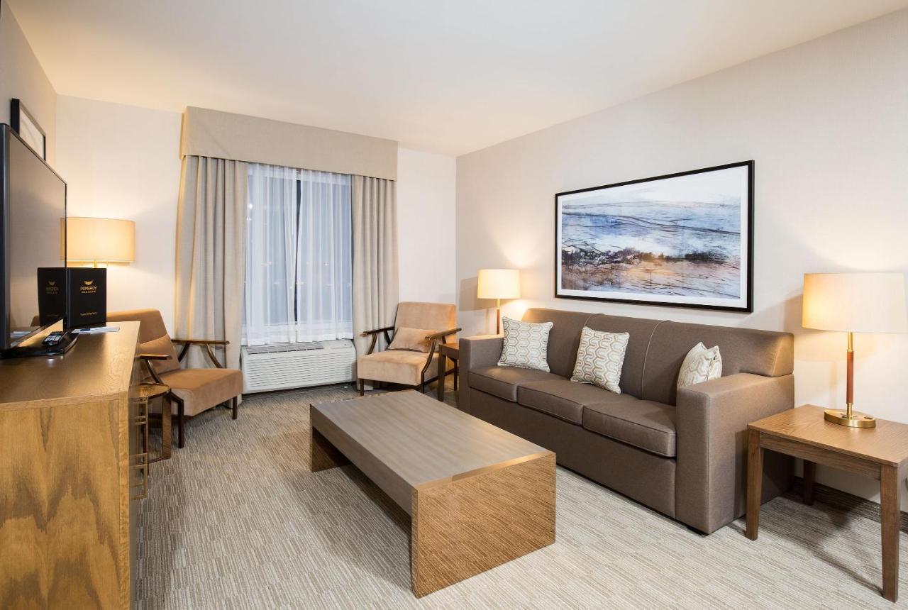 Pomeroy Inn & Suites Prince George Exteriör bild
