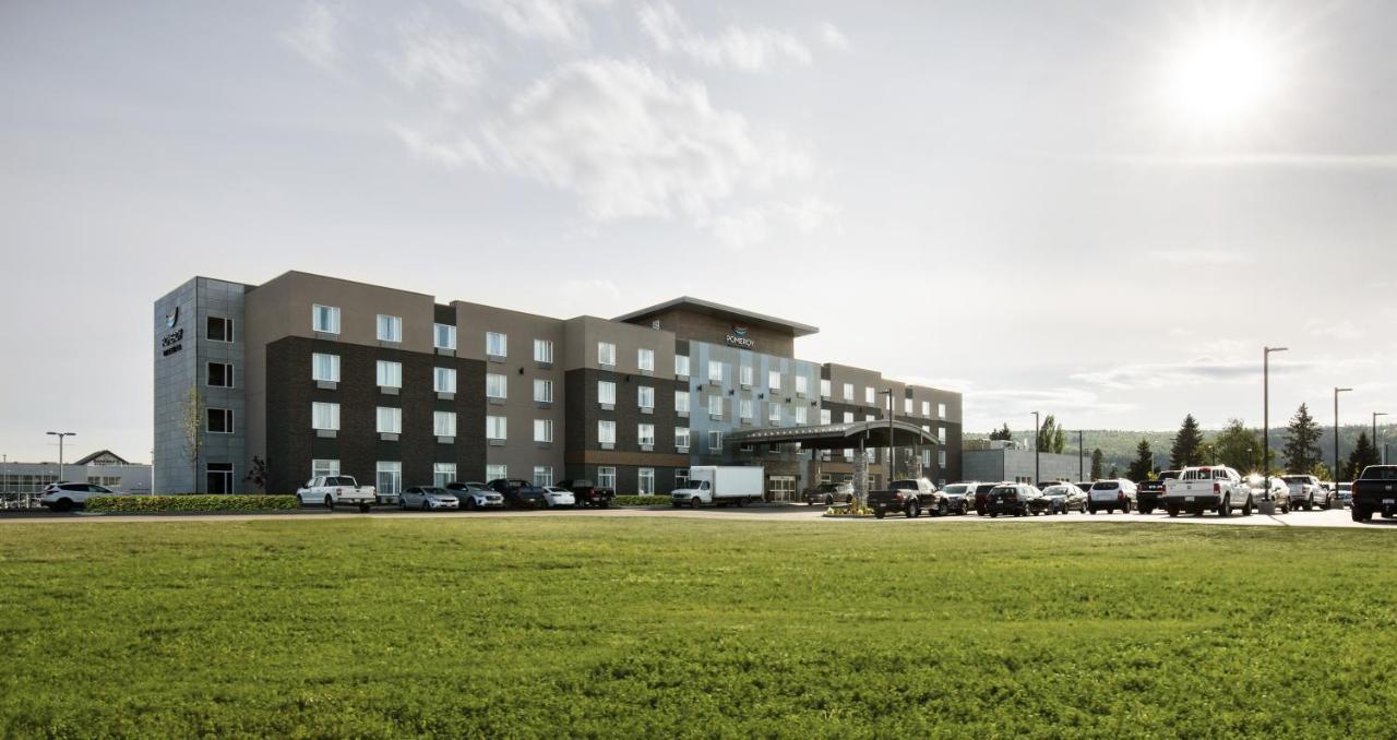 Pomeroy Inn & Suites Prince George Exteriör bild